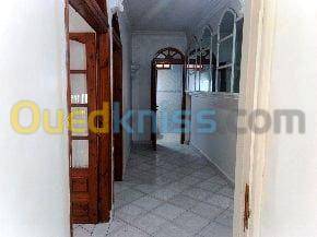 Location Niveau de villa F02 Birkhadem
