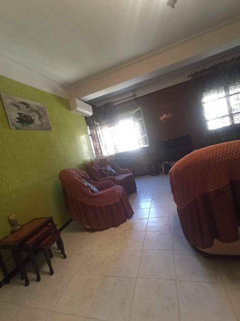 Location Appartement F4 El Achour