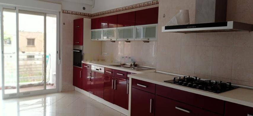 Location Appartement F4 El Achour