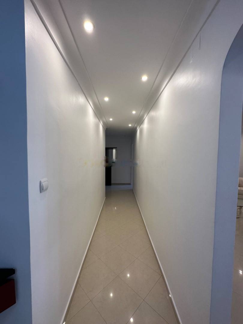 Location Appartement F4 Dely Ibrahim