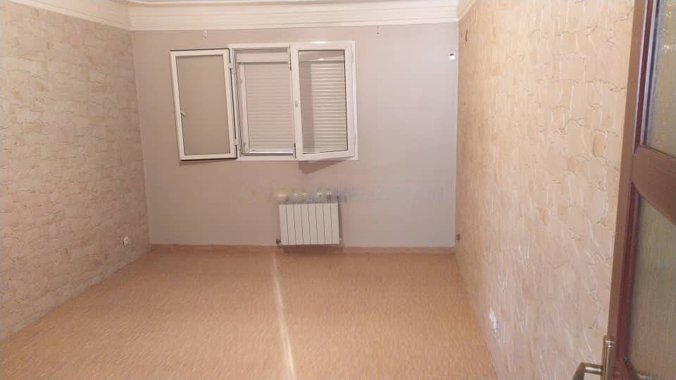 Location Appartement F3 Djasr Kasentina