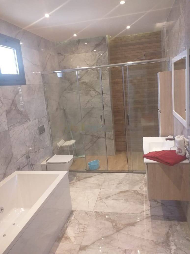 Location Appartement F4 Hydra