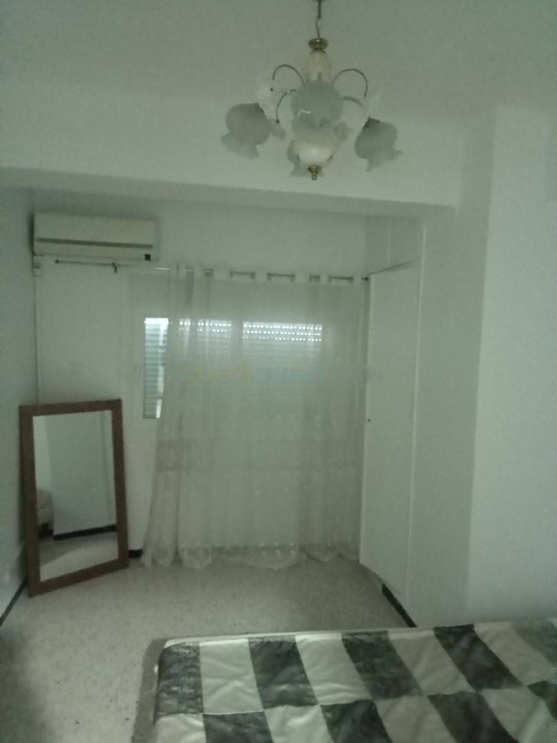 Location Appartement F4 El Achour