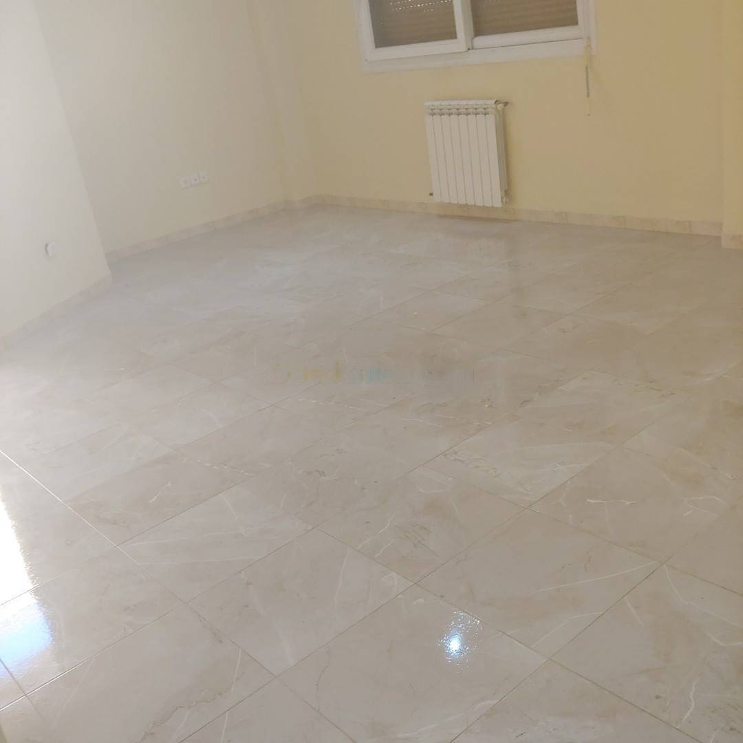 Location Appartement F3 Souidania