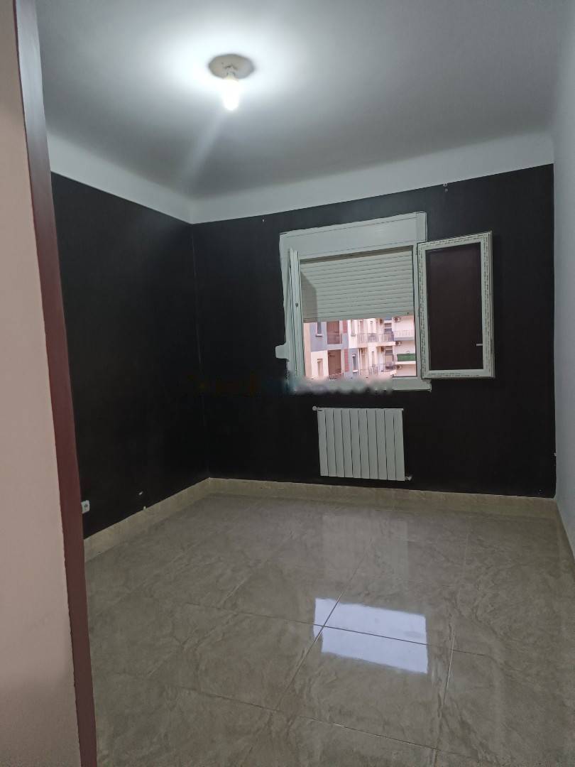 Location Appartement F4 Rahmania