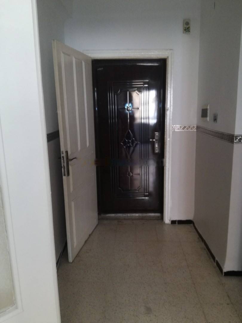 Location Appartement F3 Bab Ezzouar