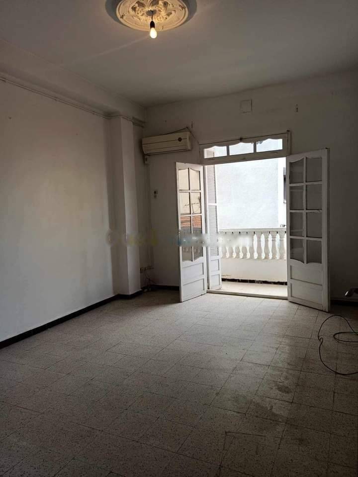 Location Appartement F2 Bir Mourad Rais