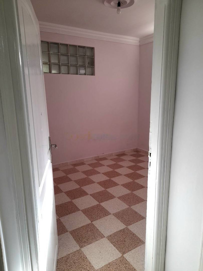 Location Niveau de villa F3 Bouzareah