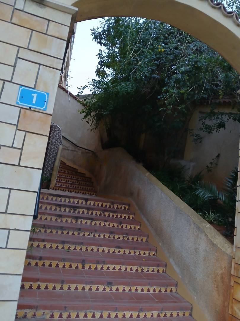 Location Niveau de villa F3 Kouba