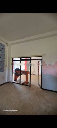 Location Local F3 Souidania