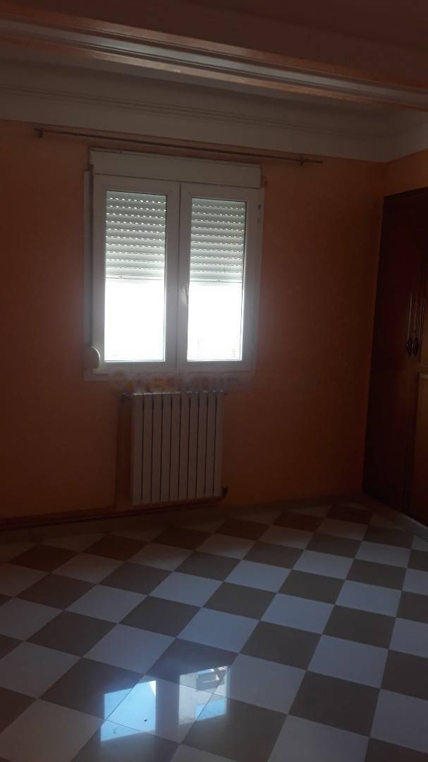 Location Appartement F3 Birkhadem