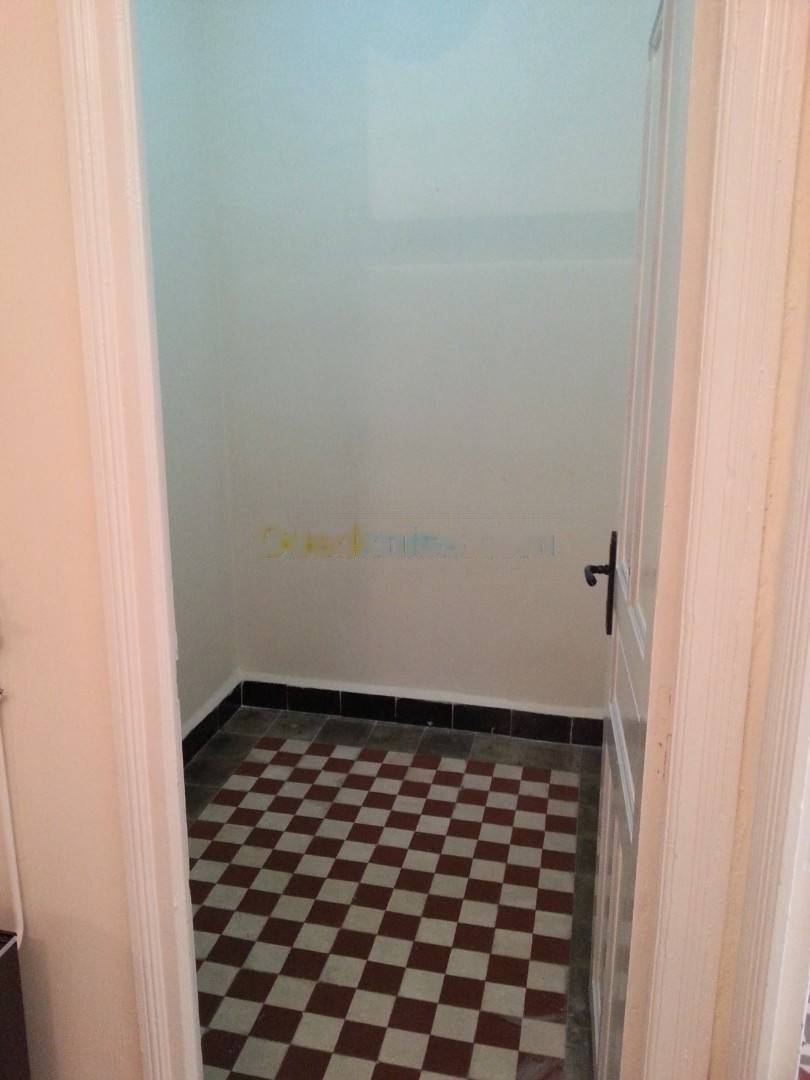 Location Appartement F2 Alger-Centre