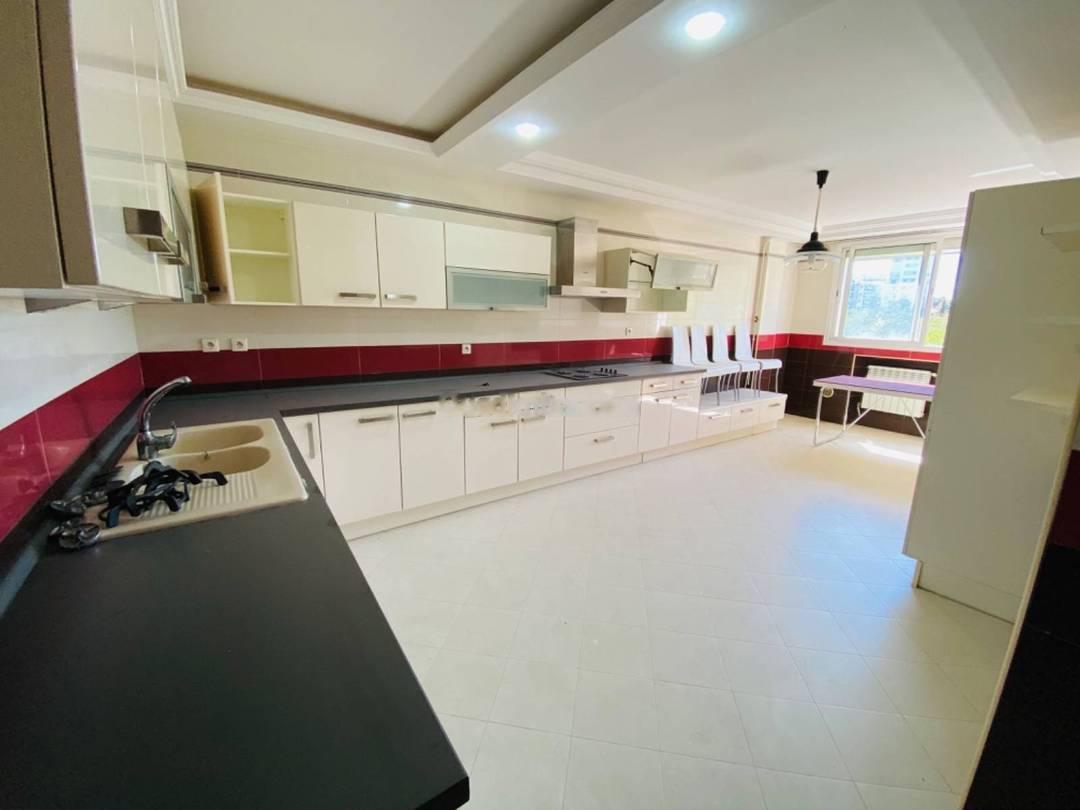 Location Appartement F4 Hydra