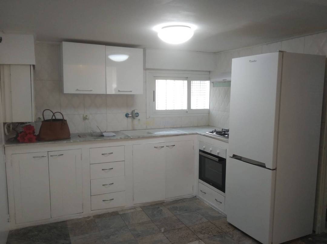 Location Appartement F2 El Mouradia