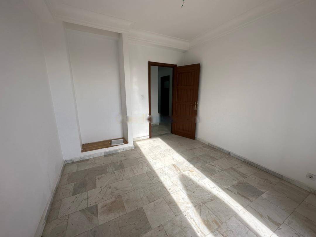 Location Appartement F5 Bir Mourad Rais