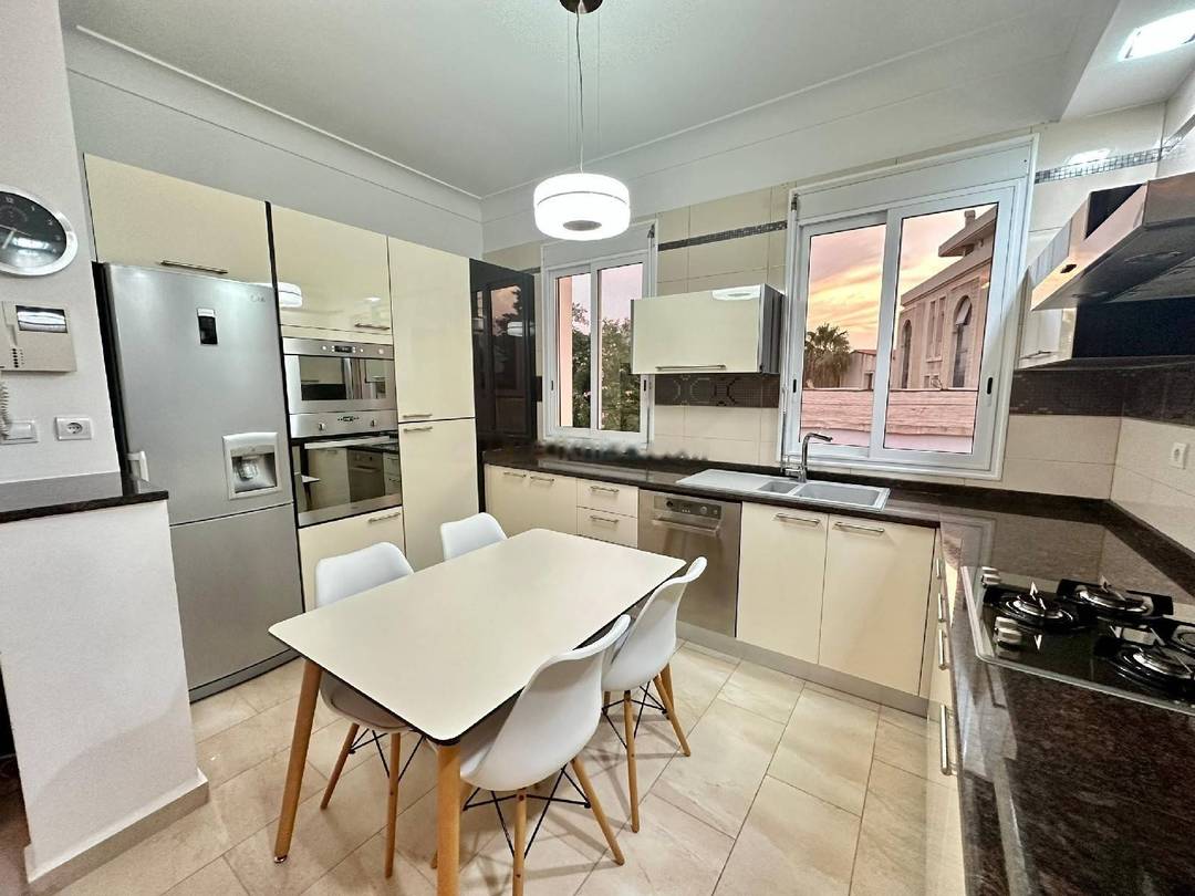 Location Appartement F4 El Biar