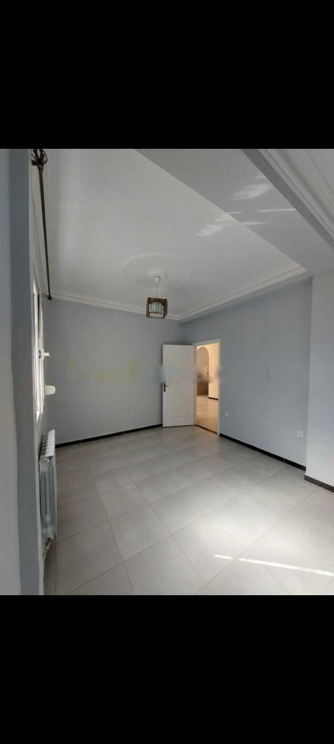Location Niveau de villa F4 Rouiba