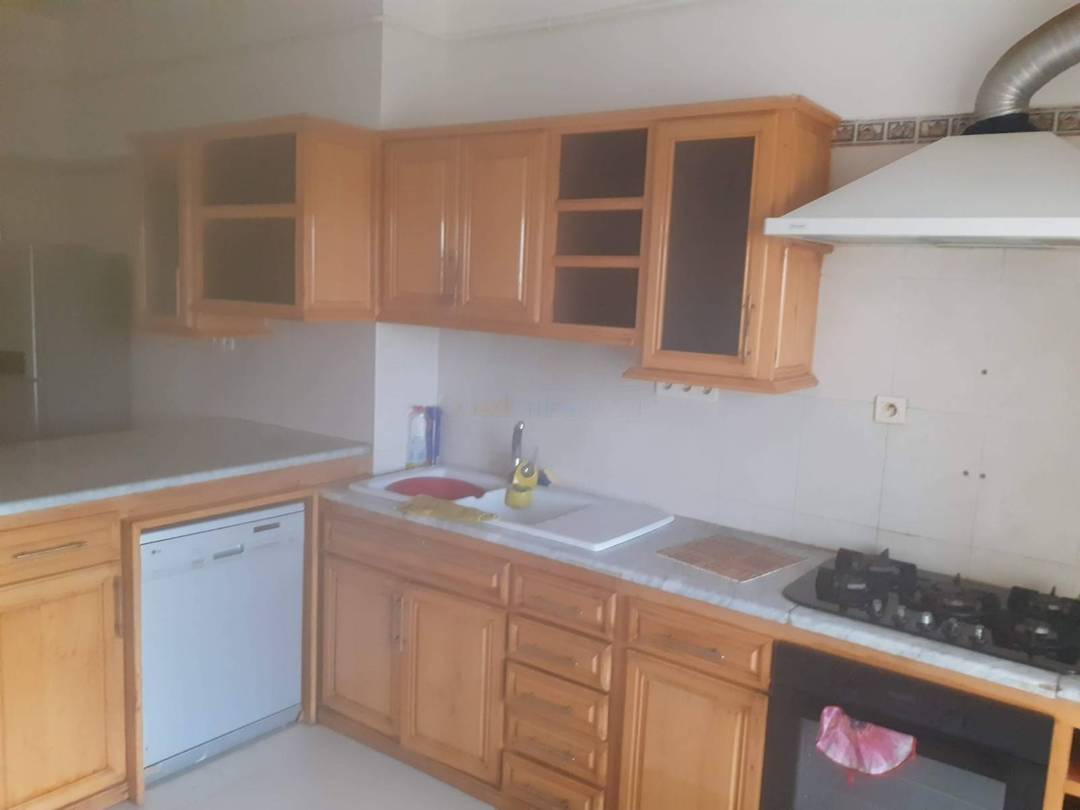 Location Appartement F4 El Achour