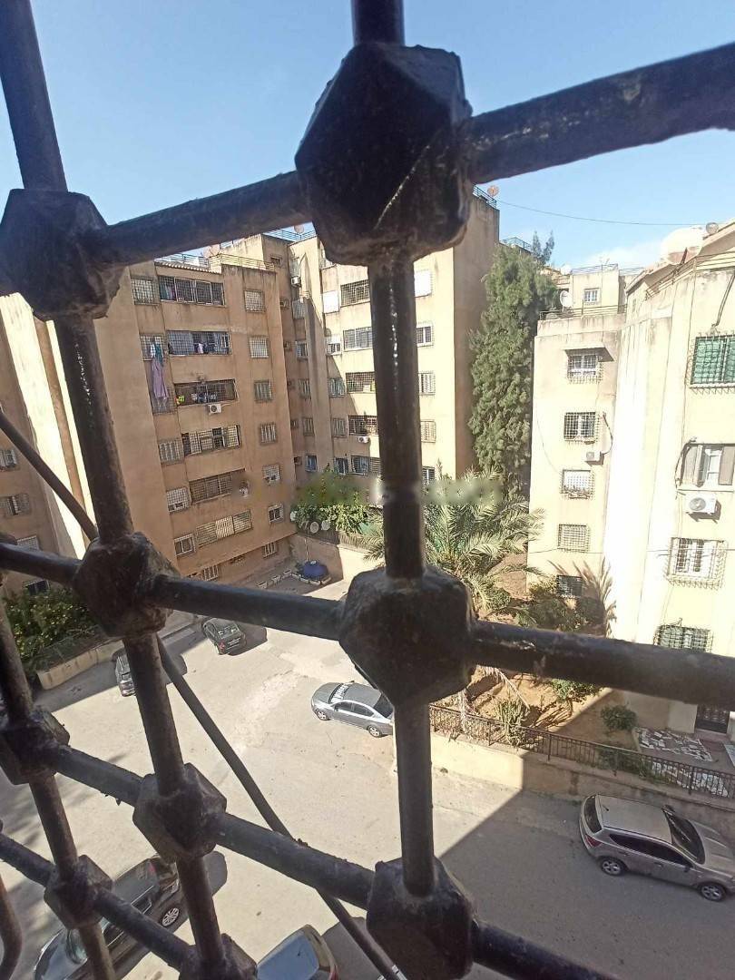 Location Appartement F4 El Achour