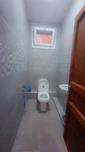 Location Niveau de villa F5 Ben Aknoun