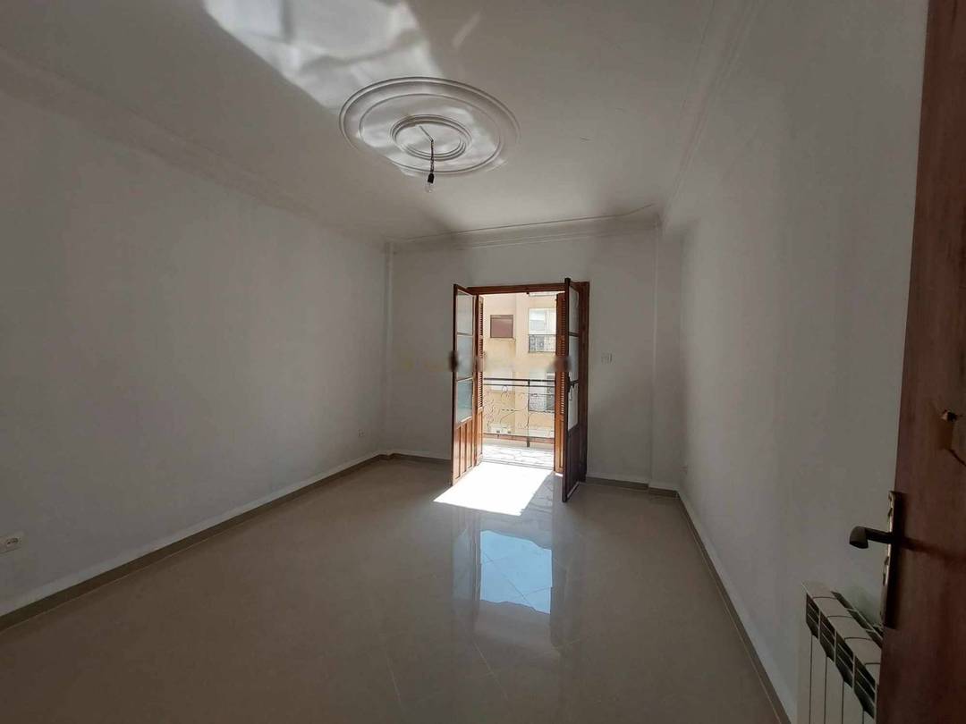 Location Appartement F4 Bir Mourad Rais