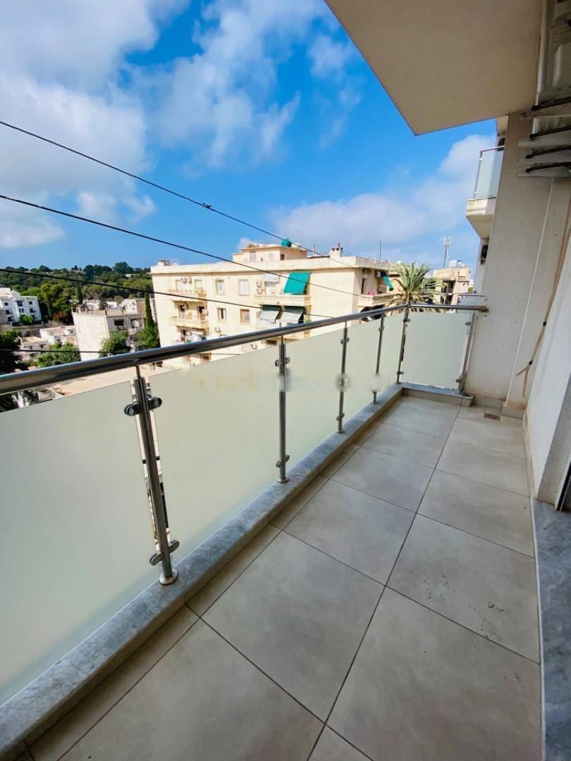 Location Appartement F3 Hydra