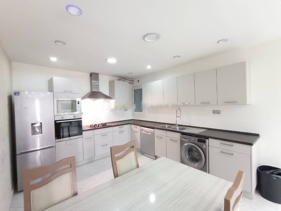 Location Appartement F3 Hydra