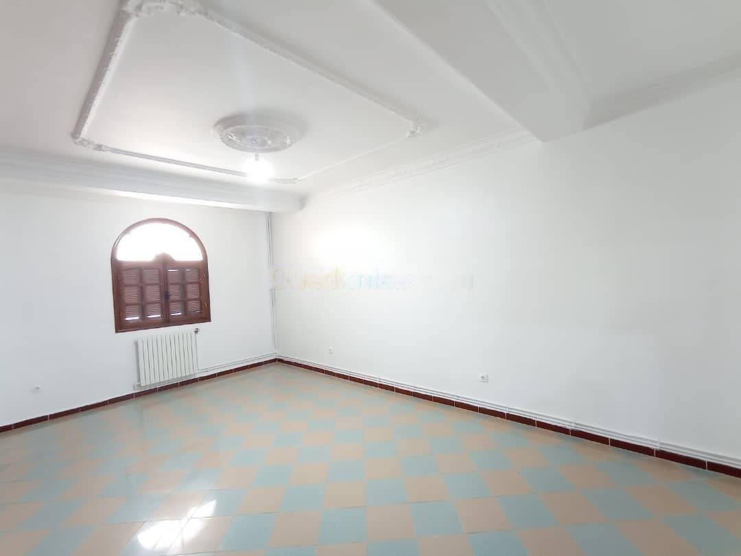Location Appartement F5 Dar El Beida