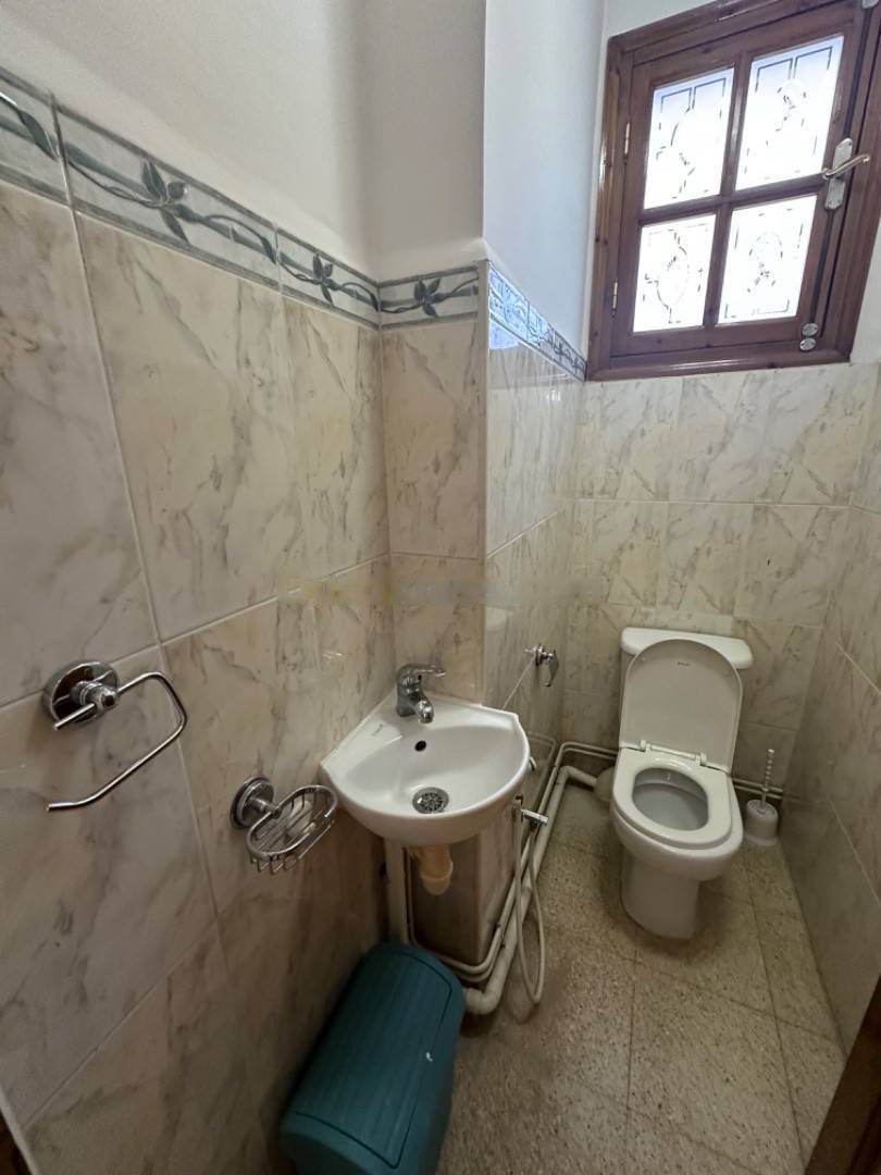 Location Villa F4 Birkhadem