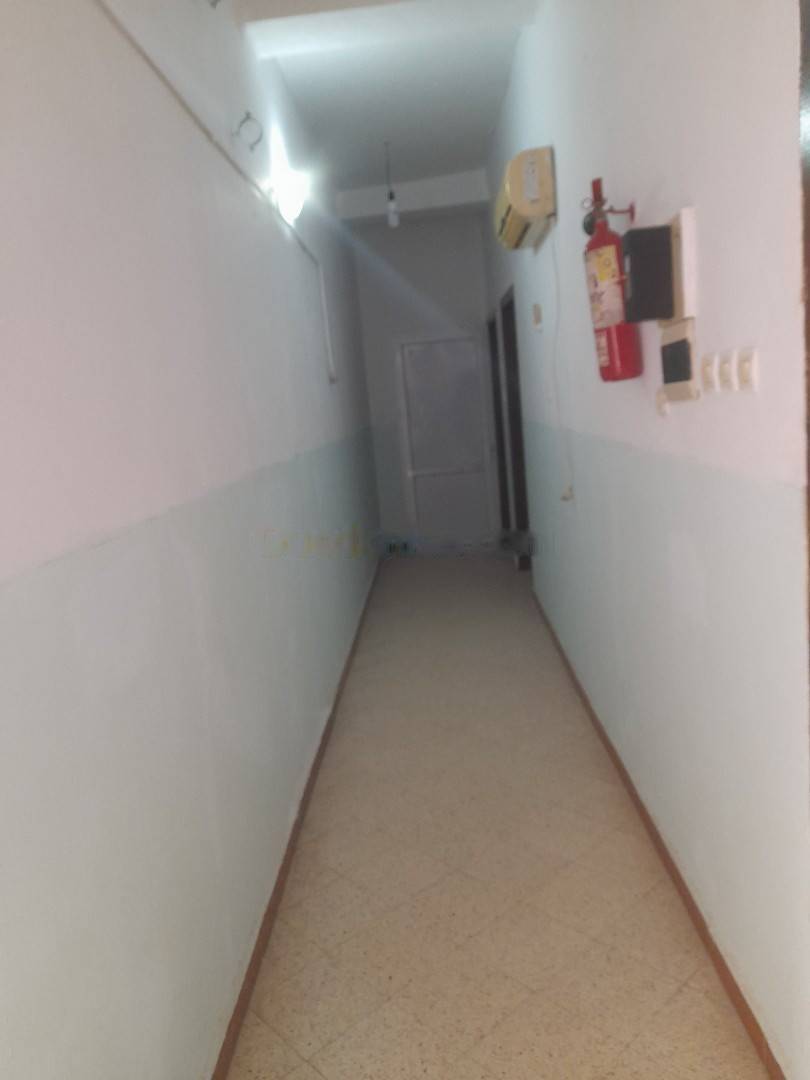 Location Niveau de villa F3 Bordj El Bahri