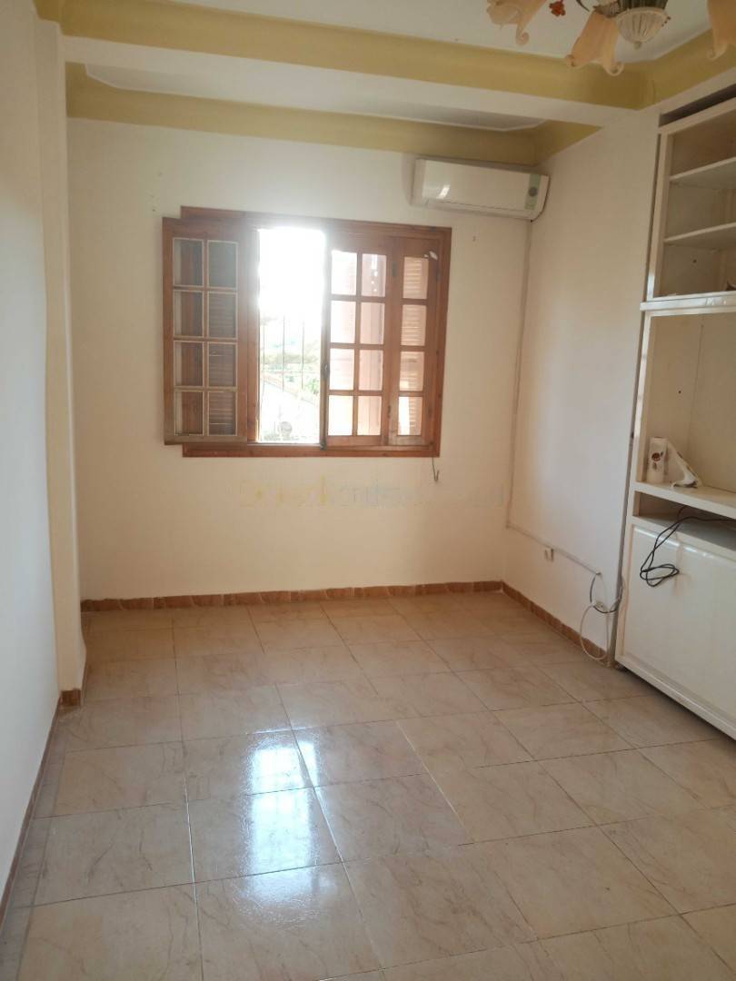 Location Appartement F3 Bordj El Bahri