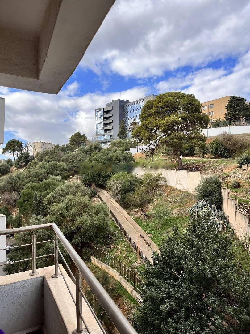 Location Appartement F5 Hydra