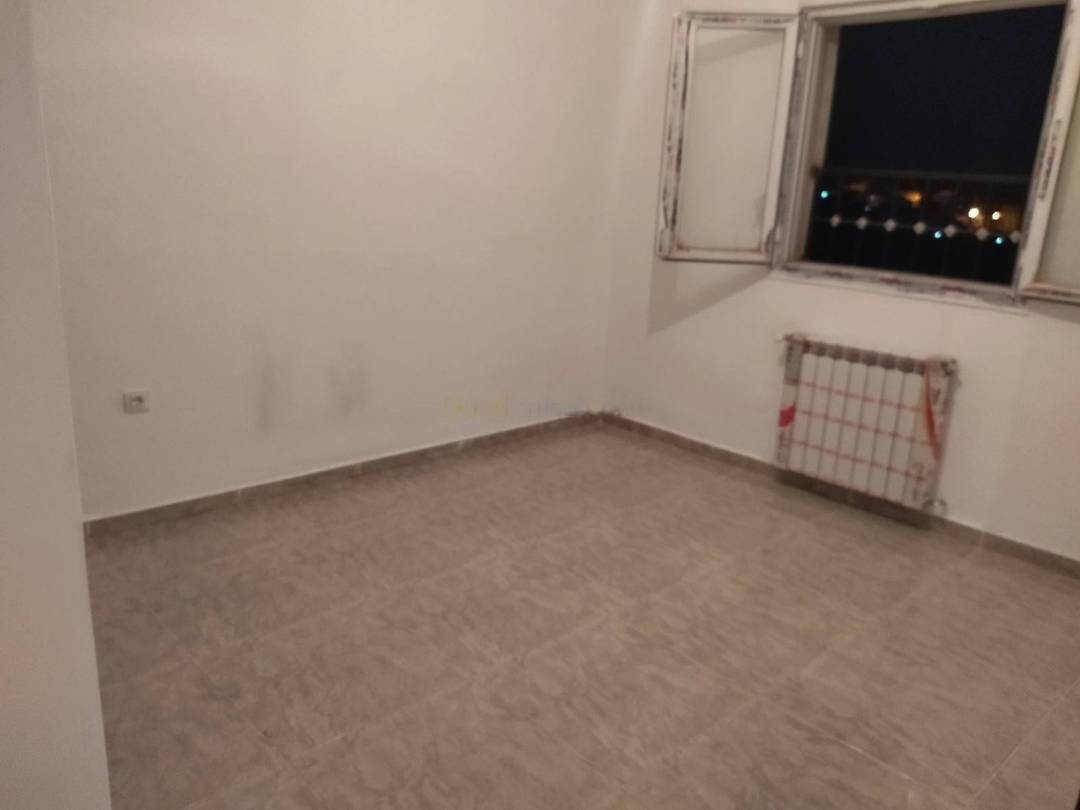 Location Appartement F5 Reghaia