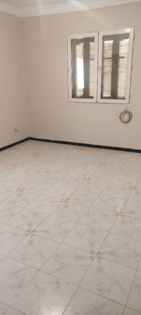 Location Appartement F5 Kouba