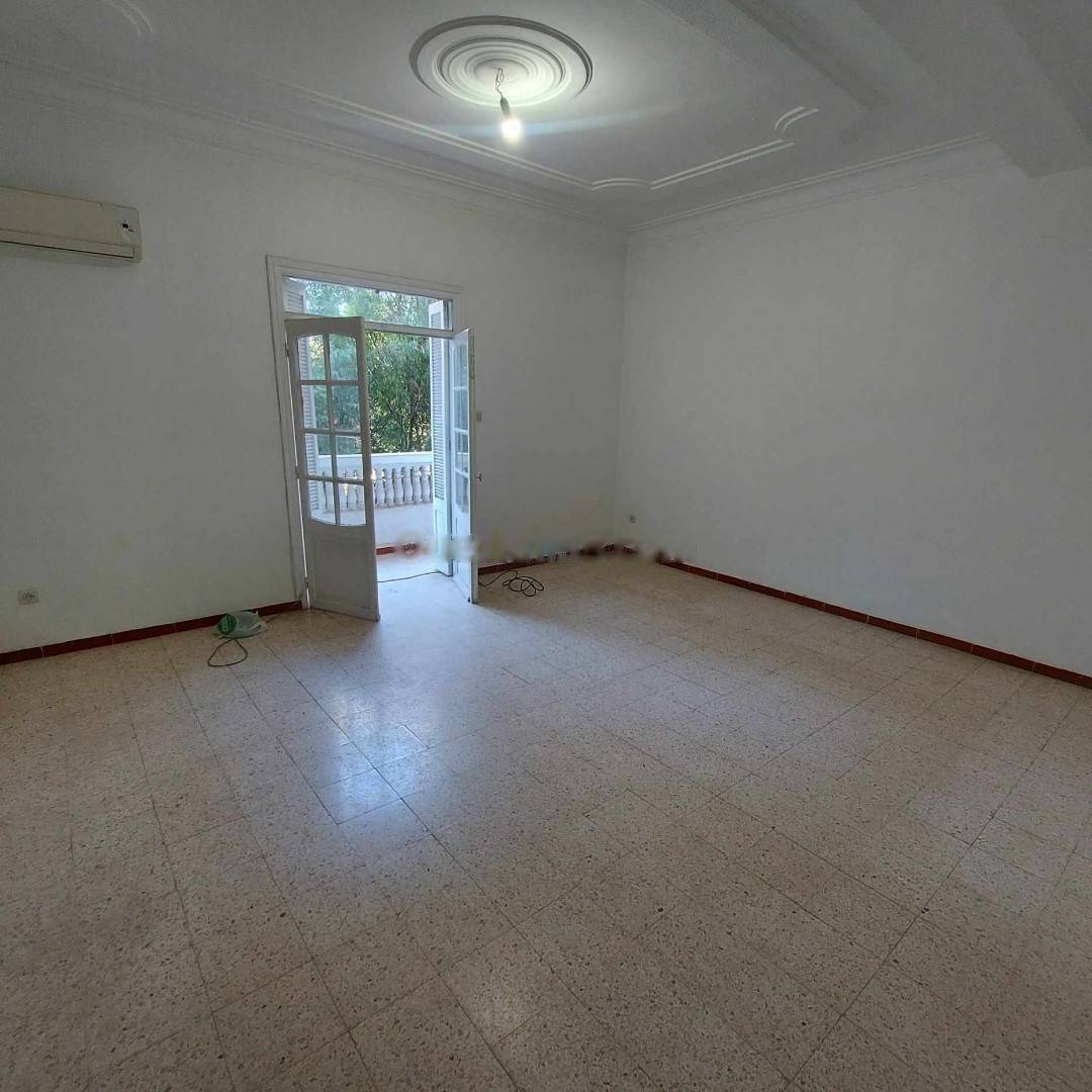 Location Niveau de villa F4 Dely Ibrahim