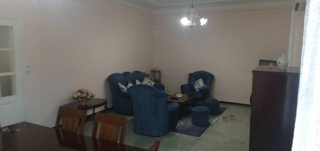 Location Niveau de villa F5 Hydra