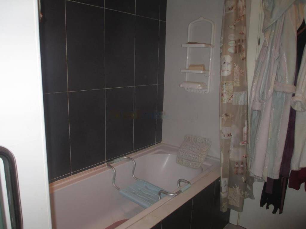 Location Appartement F3 El Achour