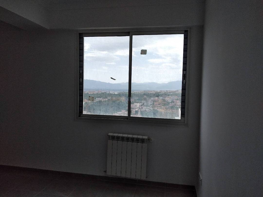 Location Appartement F4 Birkhadem