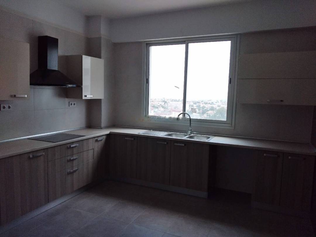 Location Appartement F4 Birkhadem