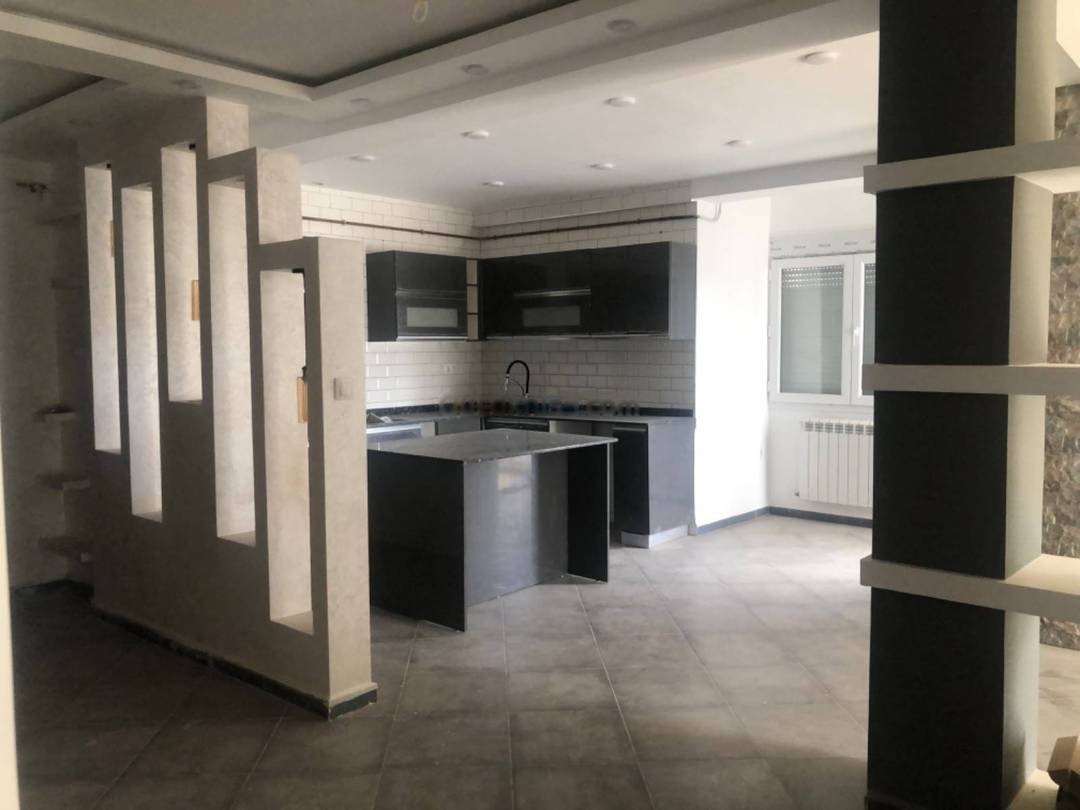 Location Appartement F4 Birkhadem