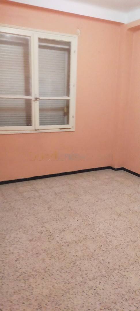 Location Appartement F4 Cheraga