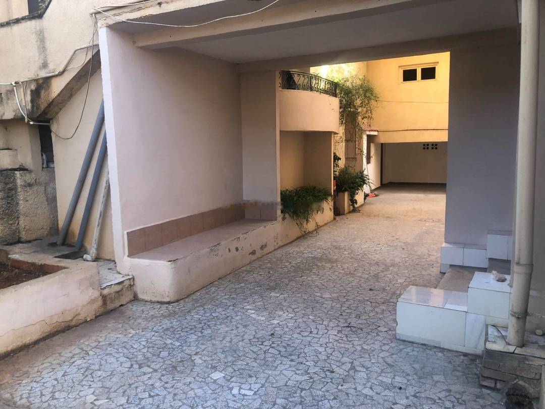 Location Niveau de villa F5 Birkhadem