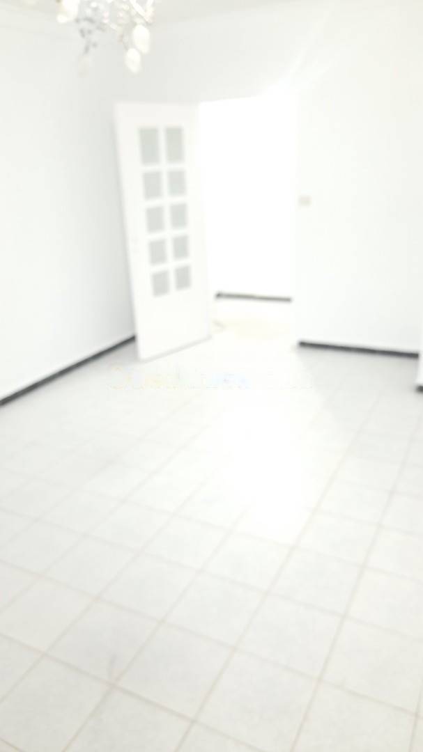 Location Appartement F3 Bab Ezzouar