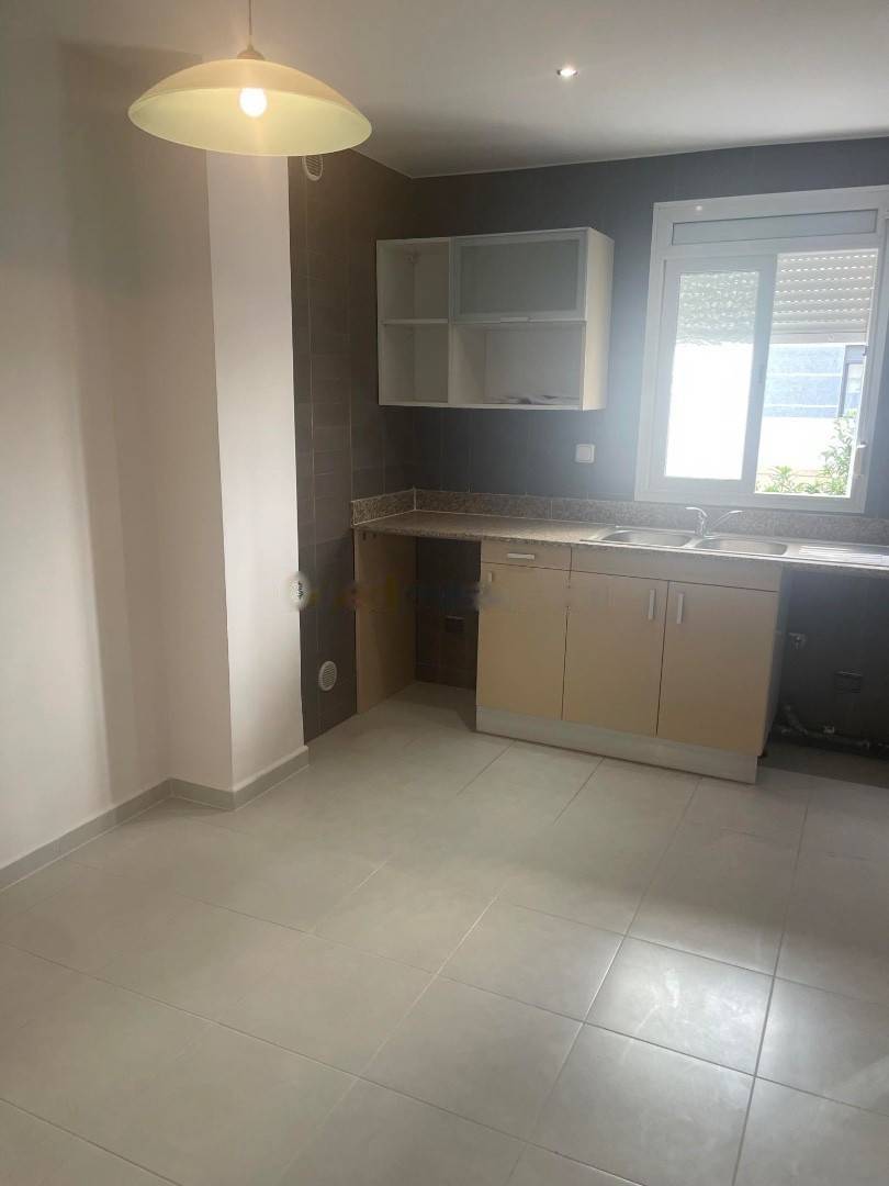 Location Appartement F4 Cheraga