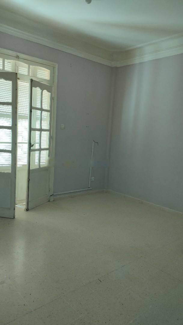 Location Appartement F4 Dely Ibrahim