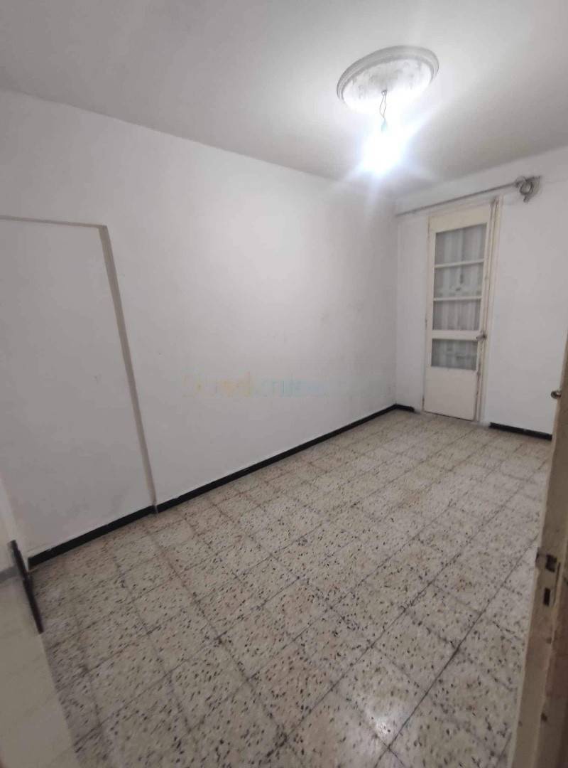 Location Appartement F3 Kouba