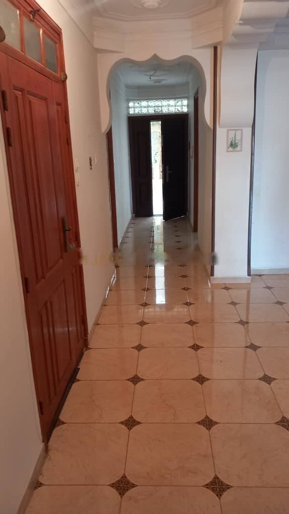 Location Niveau de villa F4 Birkhadem