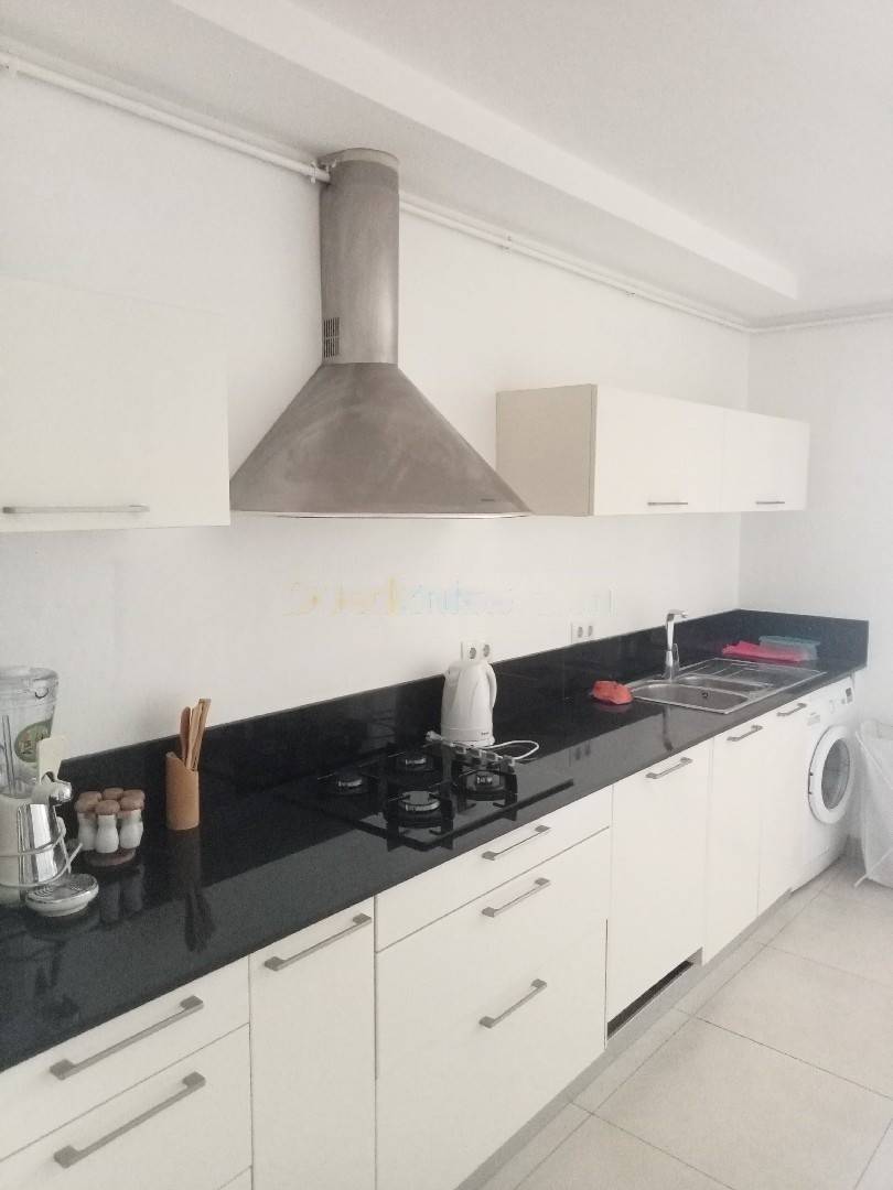 Location Appartement F4 Hydra