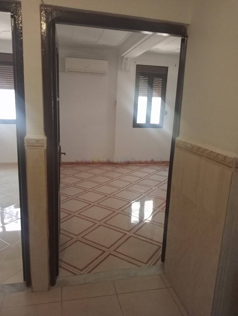 Location Appartement F3 Bab Ezzouar