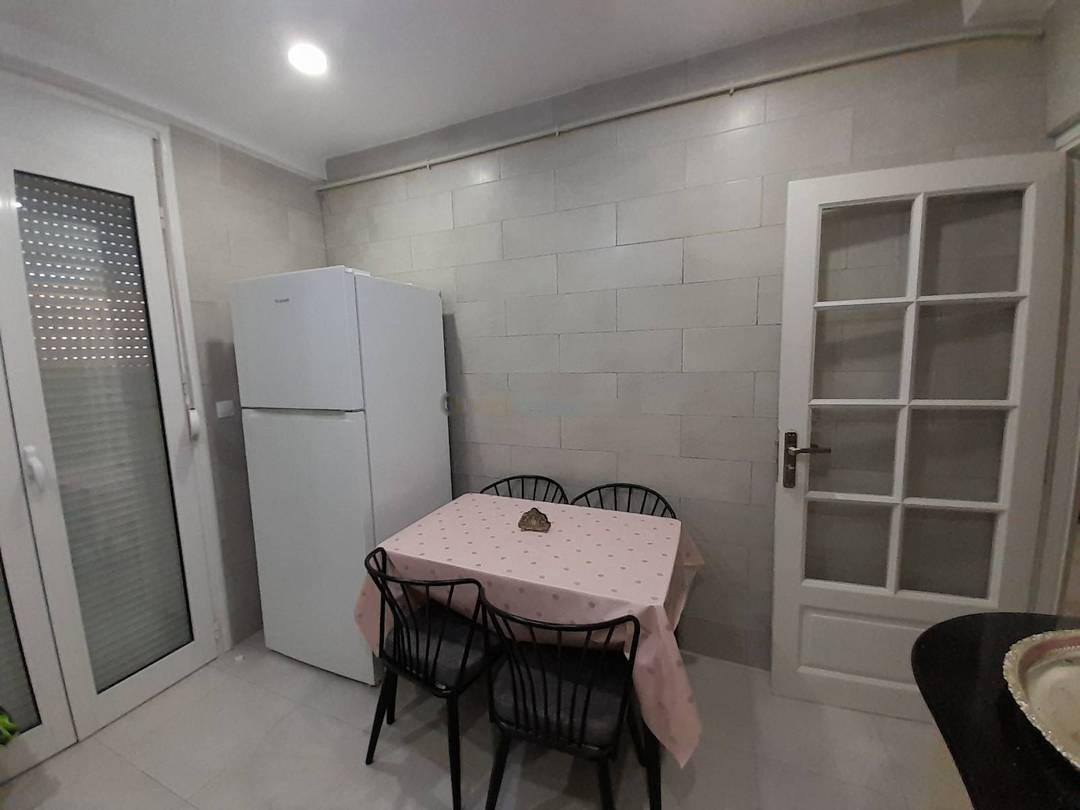 Location Appartement F6 El Achour